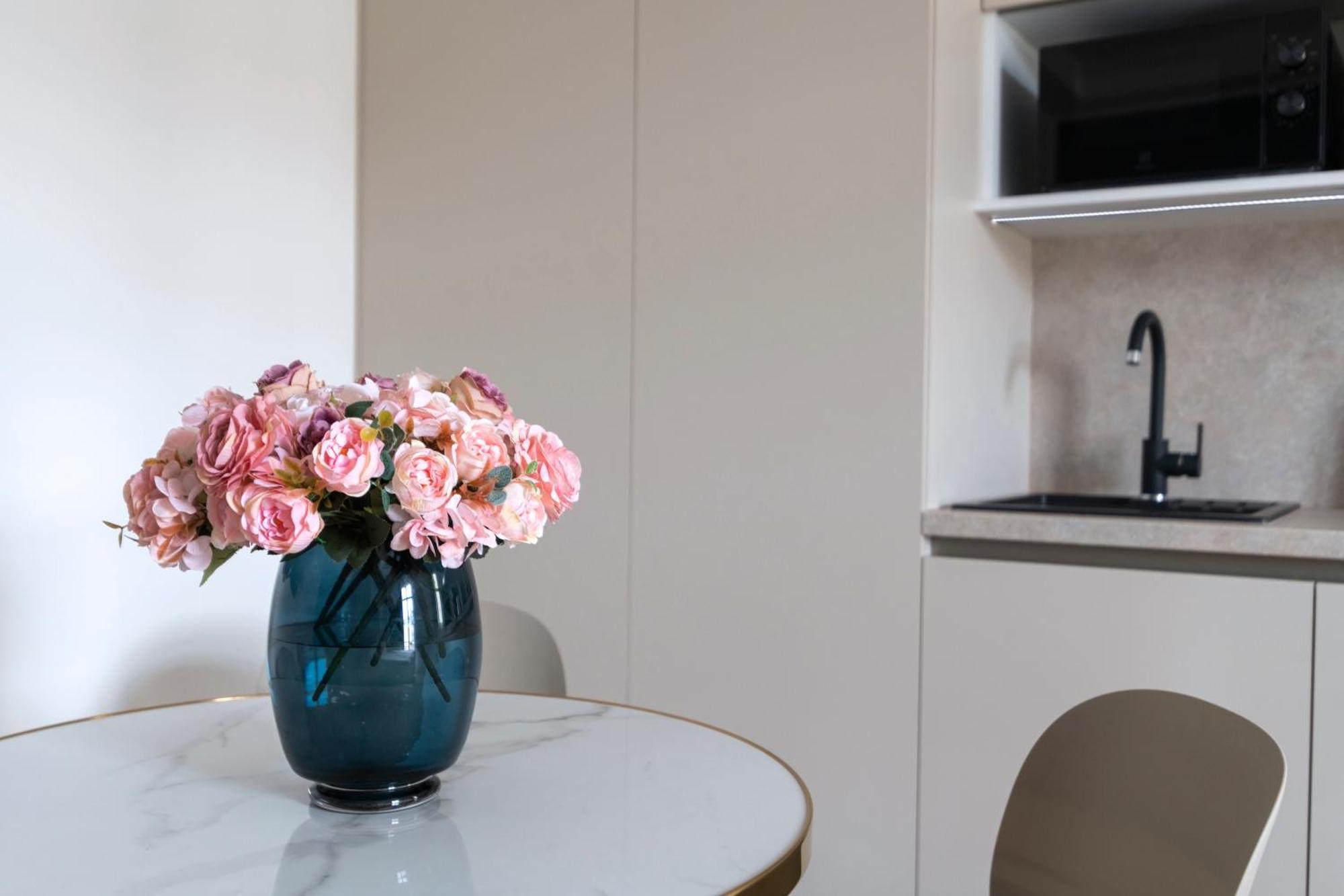 Encore Boutique Residence By Dwellfort プラハ 部屋 写真